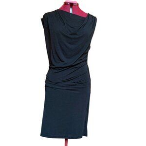 RUDSACK - Elegant Black Sleeveless Dress